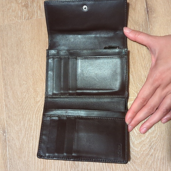 Vintage Coach Wallet - Picture 3 of 9